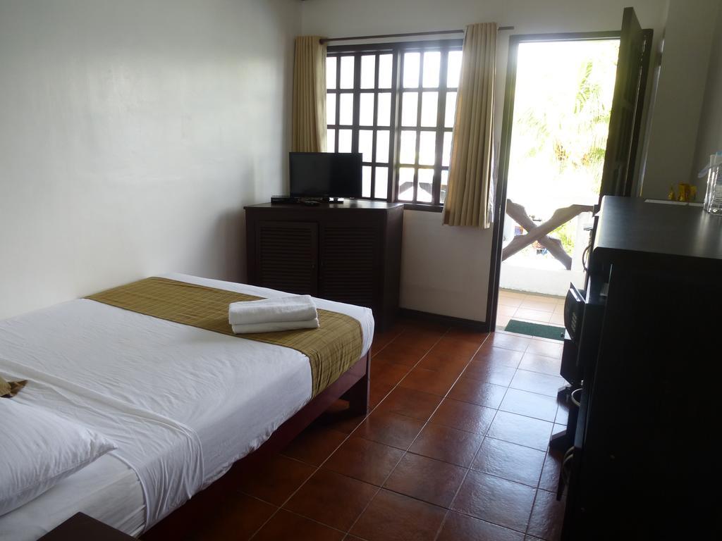 Subiza Beach Resort Olongapo Luaran gambar