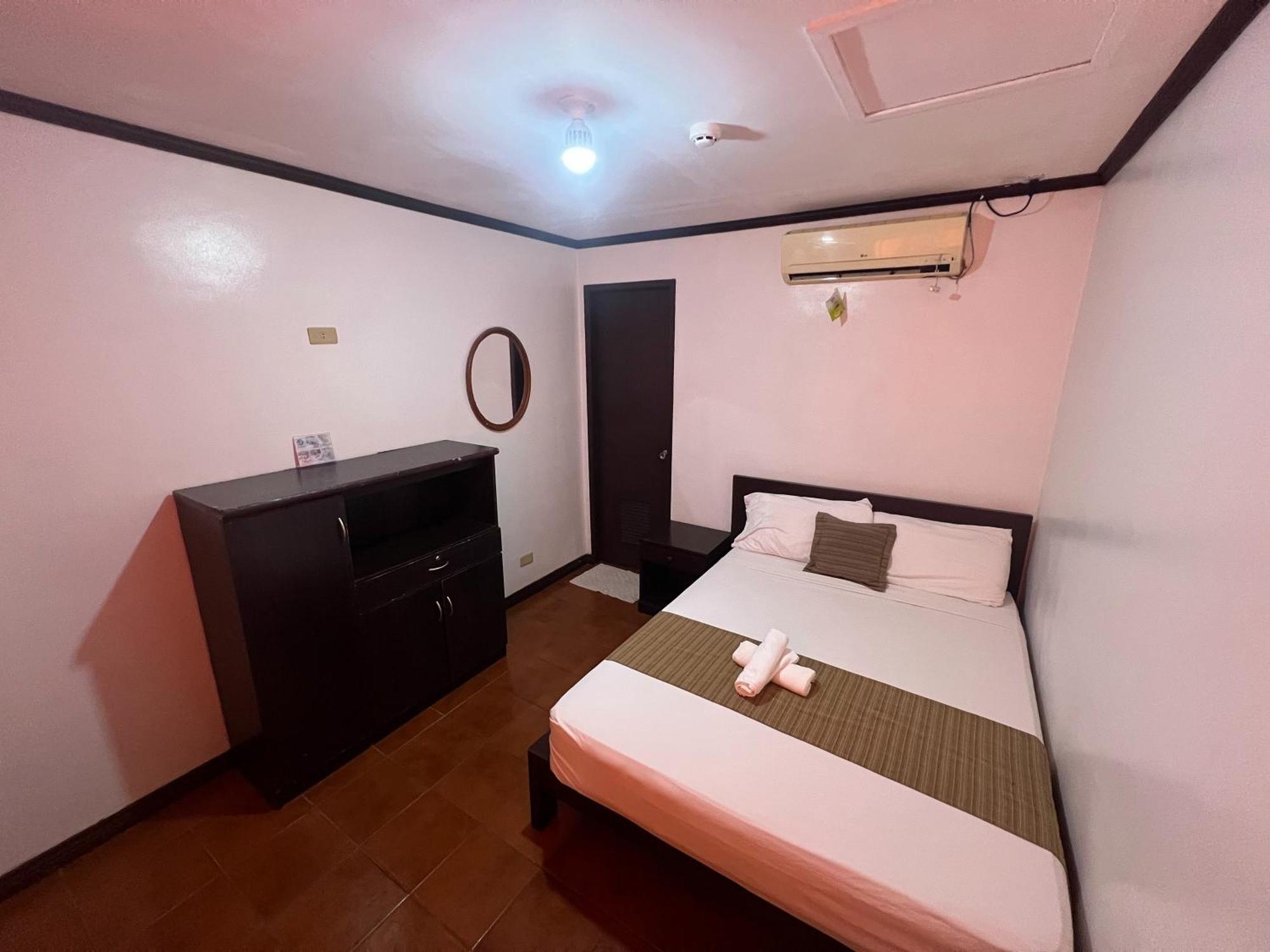 Subiza Beach Resort Olongapo Luaran gambar