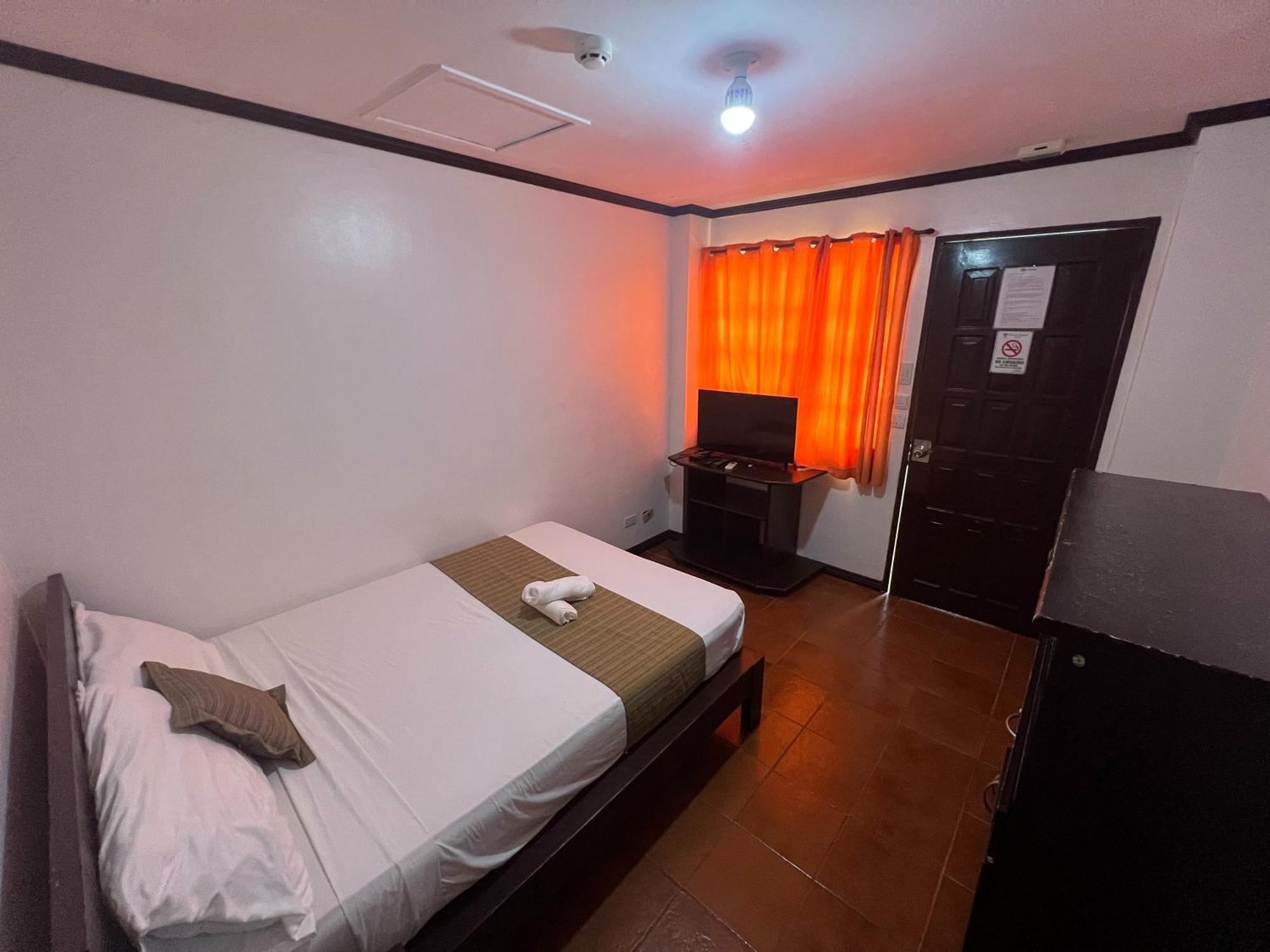 Subiza Beach Resort Olongapo Luaran gambar