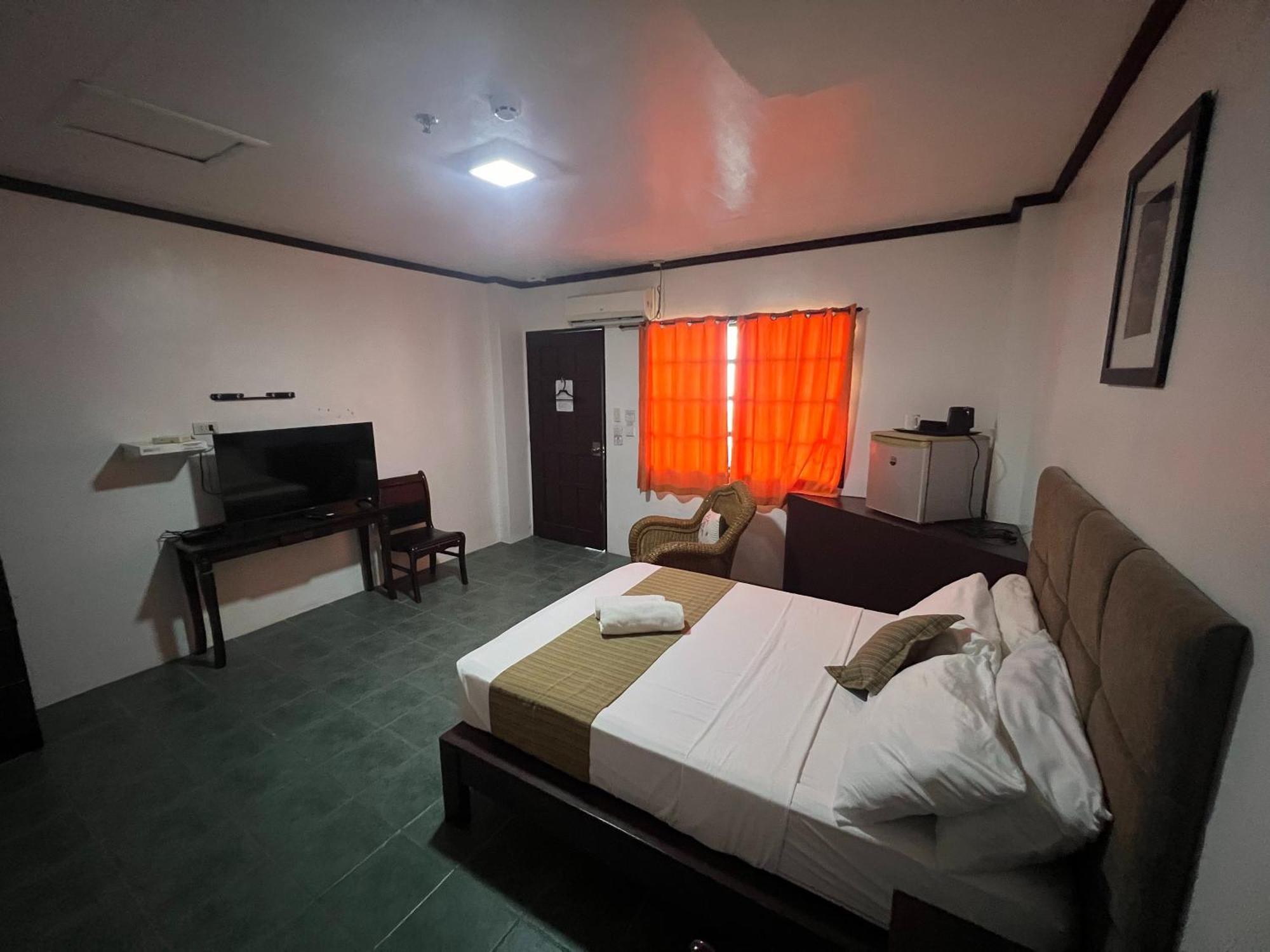Subiza Beach Resort Olongapo Luaran gambar