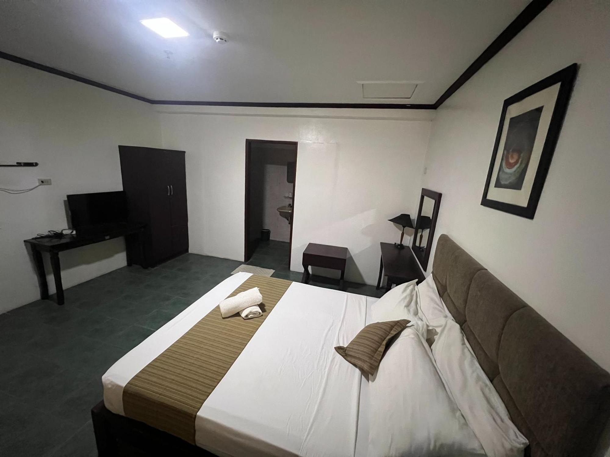 Subiza Beach Resort Olongapo Luaran gambar