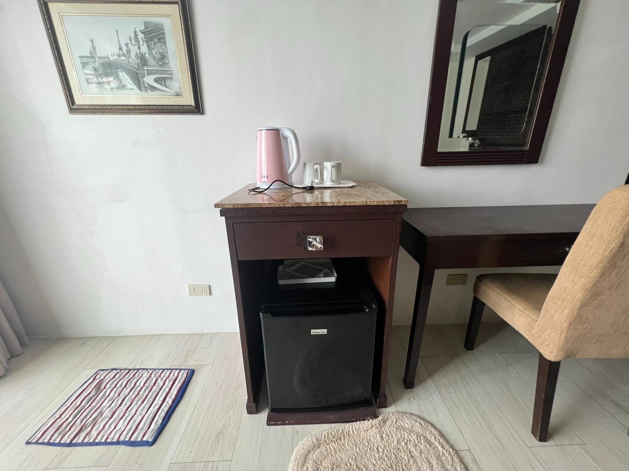 Subiza Beach Resort Olongapo Luaran gambar