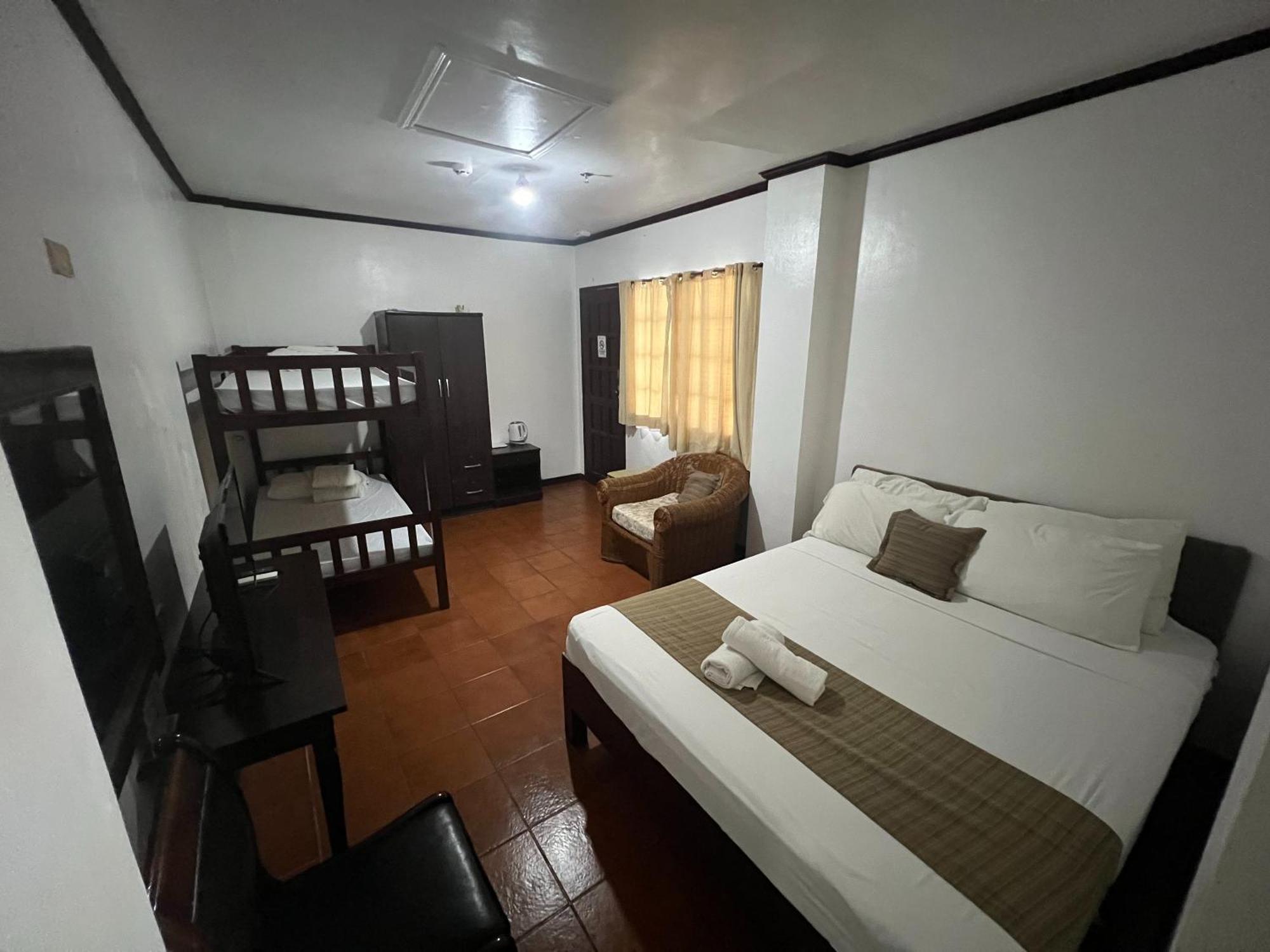 Subiza Beach Resort Olongapo Luaran gambar